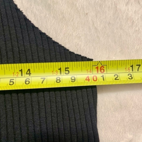 NWT TopShop Crop Top 10 Black Ribbed Sleeveless Round Neck Cotton Lycra Stretch - Picture 16 of 16